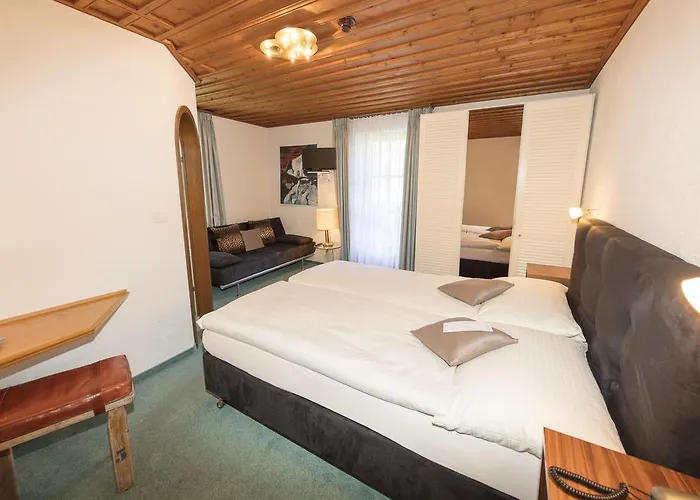 Chalet-hotel Larix Hotel 3*