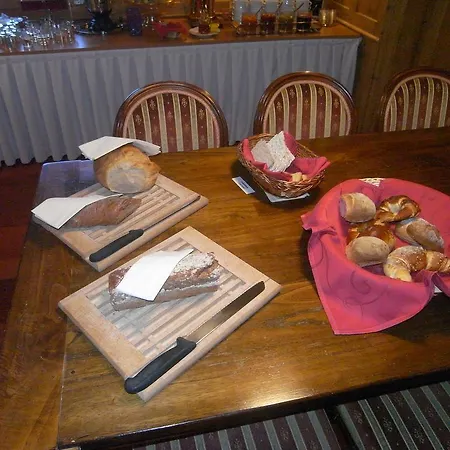 Chalet-hotel Larix Hotel 3*